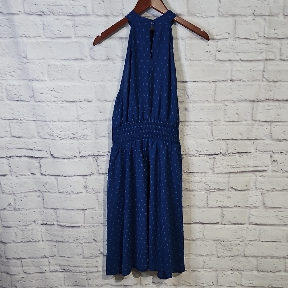Elegant Blue Polka Dot Midi Dress - Picture 5 of 6